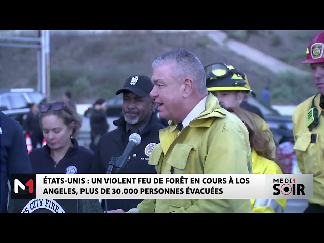 ⁣États-Unis : Un violent feu de forêt en cours à Los Angeles, plus de 30.000 personnes évacuées