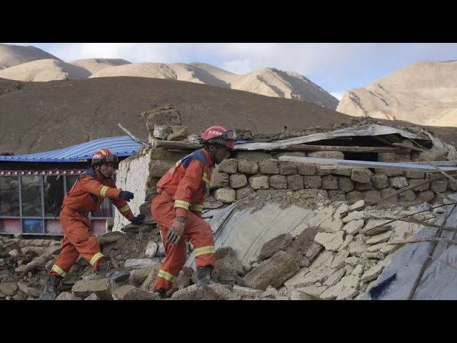 ⁣Rescue teams in Tibet race against time as winter temperatures drop