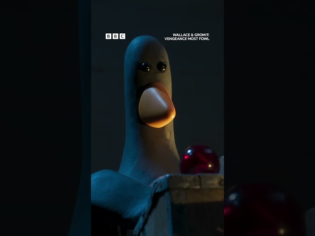 ⁣Feathers McGraw tries to guess Wallace’s computer password