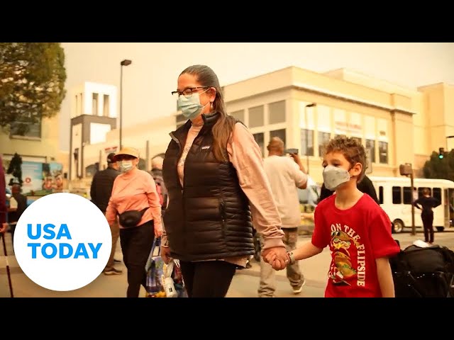 ⁣Los Angeles residents leave their homes amid the California fires | USA TODAY