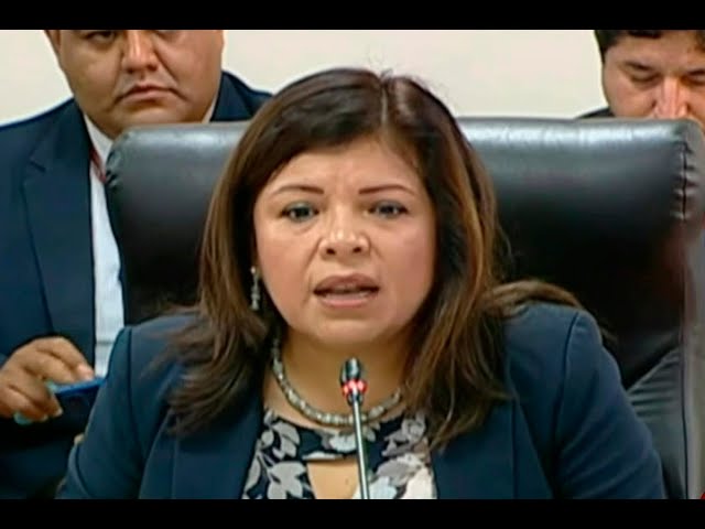 ⁣Congreso: Expresidenta de Comisión de Ad Hoc se presentó en Fiscalización