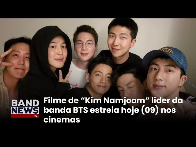 ⁣Filme sobre líder do BTS estreia no Brasil | BandNewsTV