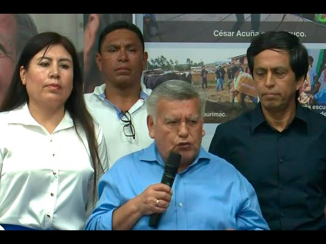 ⁣César Acuña brinda conferencia tras cuestionamientos: "APP pide a la Fiscalía que investigue&qu