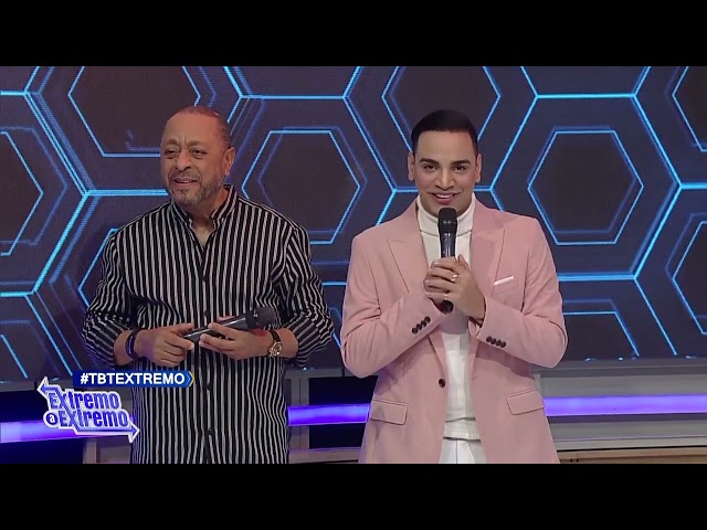 ⁣Jueves de TBT: Mejores momentos de las alfombras de premios soberano | De Extremo a Extremo