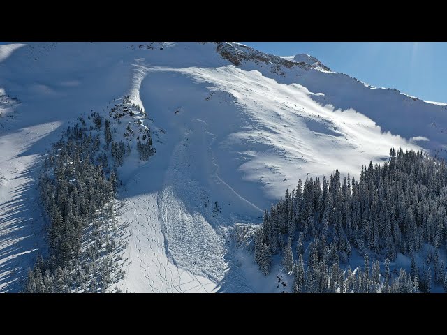 ⁣Colorado backcountry conditions remain dangerous after skier is killed in avalanche