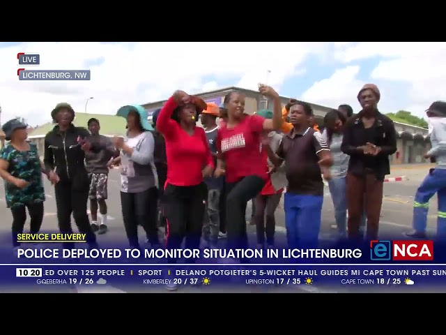 ⁣Lichtenburg residents take to the streets demanding services