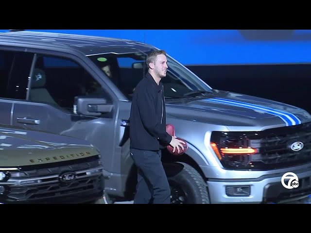 ⁣Jared Goff appears at Detroit Auto Show as Ford shows off new products