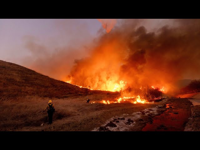 ⁣Wildfires in Los Angeles | Containment remains a significant issue for fire crews