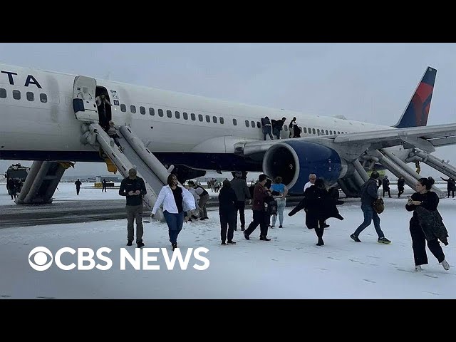 ⁣4 injured after Delta Air Lines flight aborted during takeoff in Atlanta