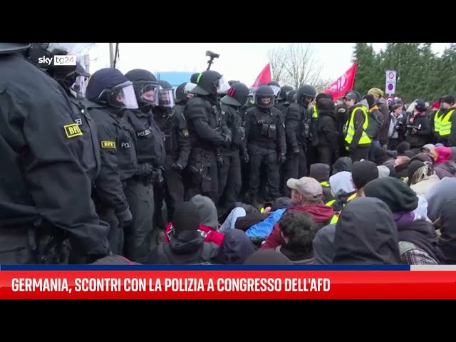 ⁣Germania, scontri con la polizia a congresso dell'Afd