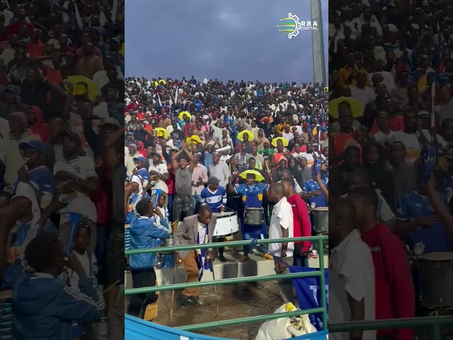 ⁣Abafana ba Rayon Sports bari gutiza umurindi ikipe yabo mu mukino iyi kipe yakiriwemo na Mukura VS