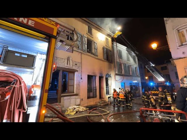 ⁣Incendie à Joinville : un homme gravement brûlé et un immeuble inhabitable