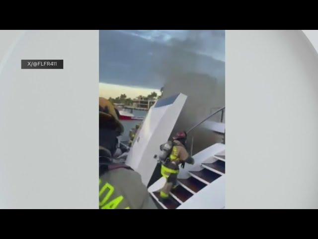 ⁣100-foot yacht catches fire in Fort Lauderdale