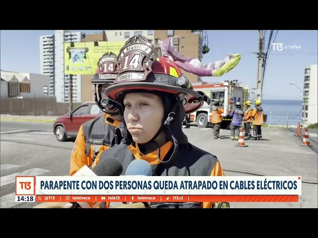 ⁣Parapente con dos personas queda atrapado en cables eléctricos en Iquique