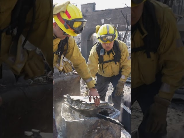 ⁣Firefighters recover family heirlooms in home destroyed by wildfire #Shorts