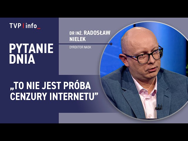 ⁣Nie będzie cenzury. Szef NASK o walce z dezinformacją | PYTANIE DNIA