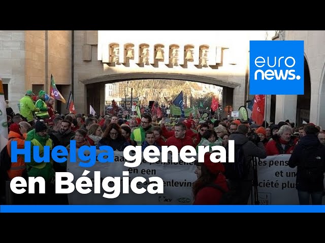 ⁣Una gran manifestación recorre Bruselas en apoyo a la huelga general en Bélgica por las pensiones