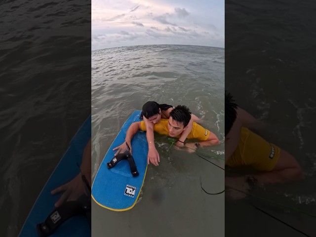 ⁣Olympic kitesurfer saves struggling swimmer in Brazil