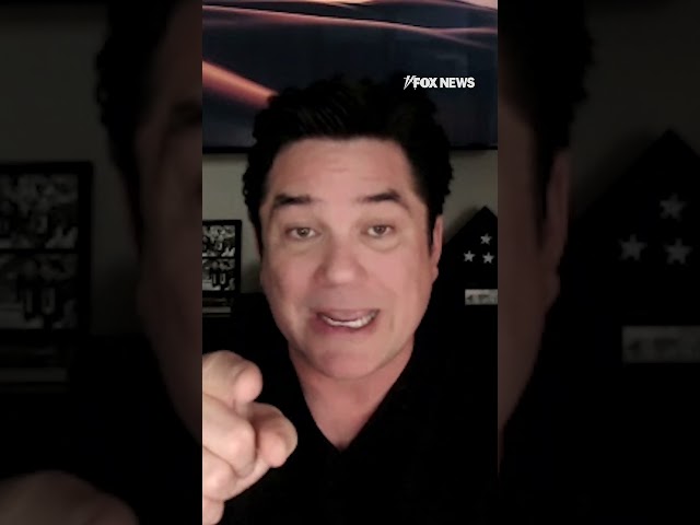 ⁣'Superman' actor unleashes on Democrats with prediction about Hollywood and politics