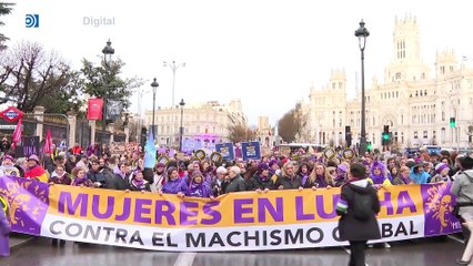 ⁣Un feminismo dividido celebra un 8M enfangado por los escándalos sexuales de la izquierda