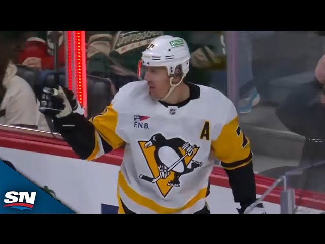 ⁣Penguins' Evgeni Malkin Buries Own Rebound Past Wild's Marc-Andre Fleury