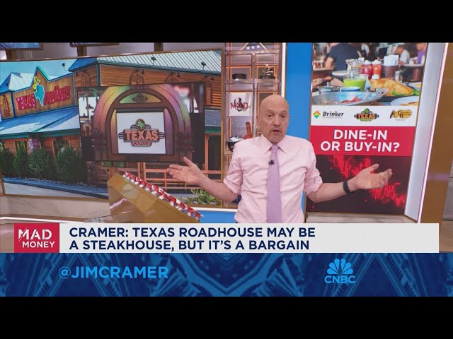 ⁣Texas Roadhouse may be a steakhouse, but it's a bargain, says Jim Cramer