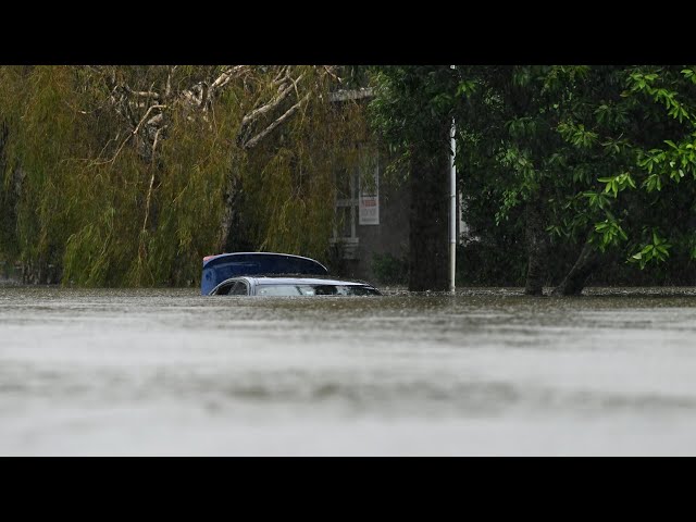 ⁣Flood warnings remain for south-east Queensland