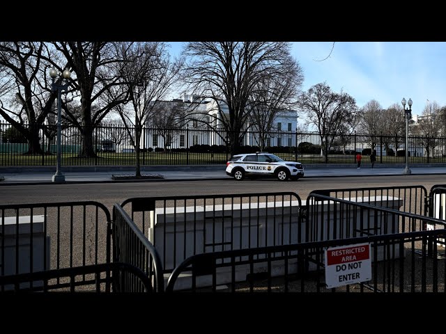 ⁣US Secret Service shoots man near White House