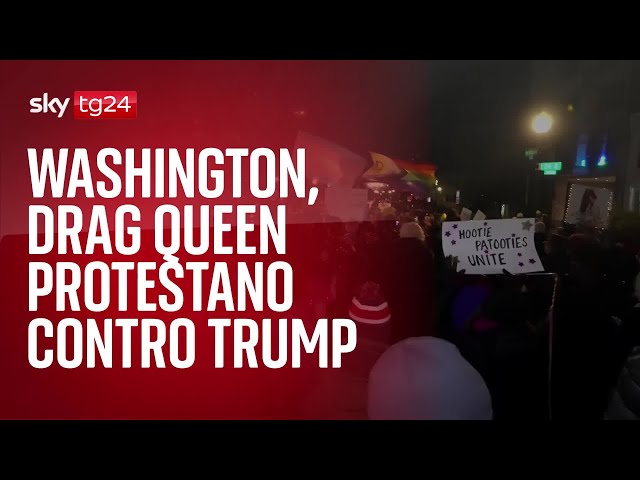 ⁣Washington, manifestanti drag protestano contro Trump