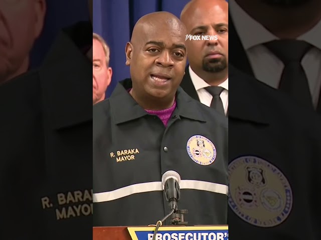 ⁣Democrat mayor takes blame after teen charged with killing hero cop in shootout