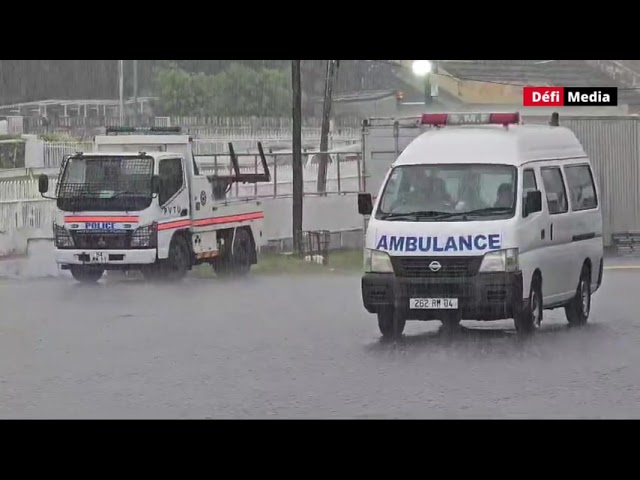 ⁣Indépendance : les répétitions perturbées par la pluie