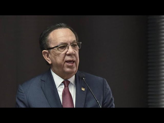 ⁣#ExpresoMatutino| Valdez Albizu confirma la estabilidad de la economía dominicana