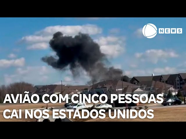 ⁣Avião com cinco pessoas cai nos Estados Unidos