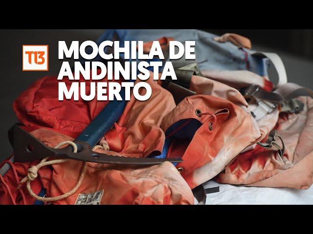 ⁣Recuperan mochila de andinista muerto en volcán argentino hace 40 años