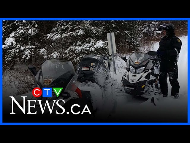 ⁣One injured in early morning snowmobile crash