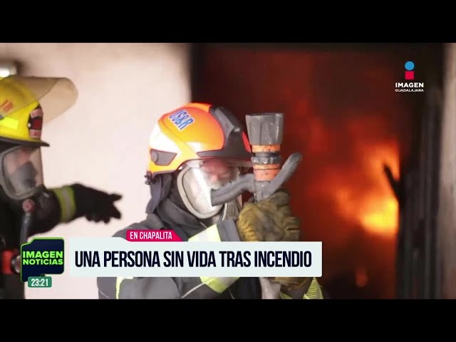 ⁣Incendio en vivienda de Guadalajara deja una mujer sin vida | Noticias GDL con Rey Suárez