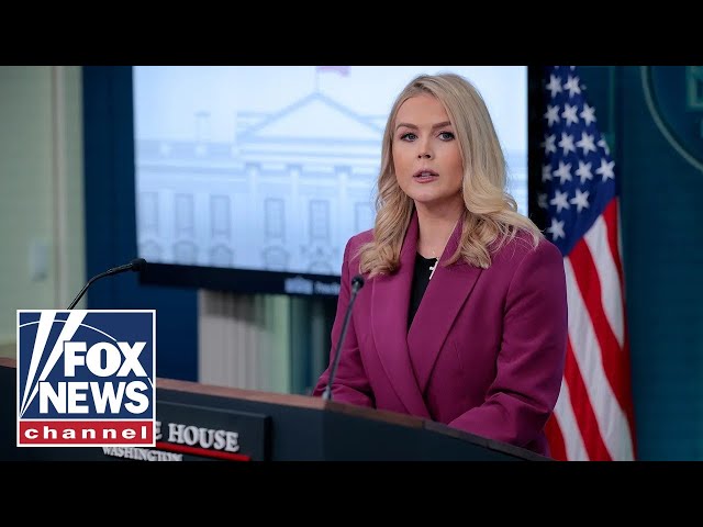 ⁣Karoline Leavitt holds briefing as Trump threatens more tariffs