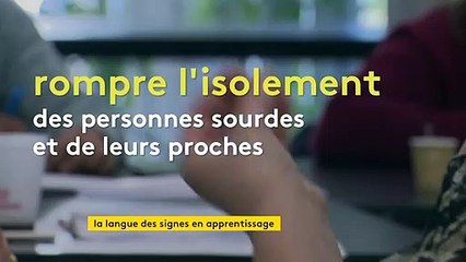 ⁣À Angoulême, une formation permet aux sourds et muets d'apprendre la langue des signes