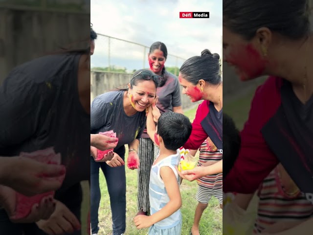 ⁣Holi Mela au Champ-de-Mars : haut en couleur