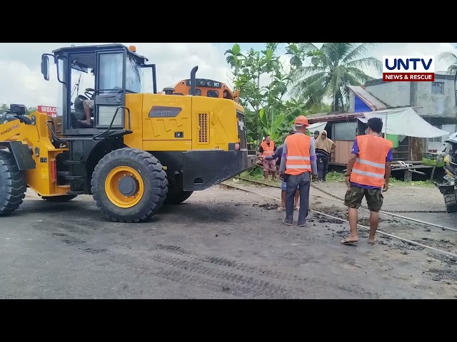 ⁣Oil tanker and PNR train collided in Nabua, Camarines Sur