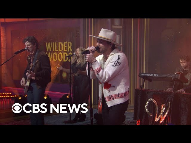 ⁣Saturday Sessions: Wilder Woods performs "Love Last"