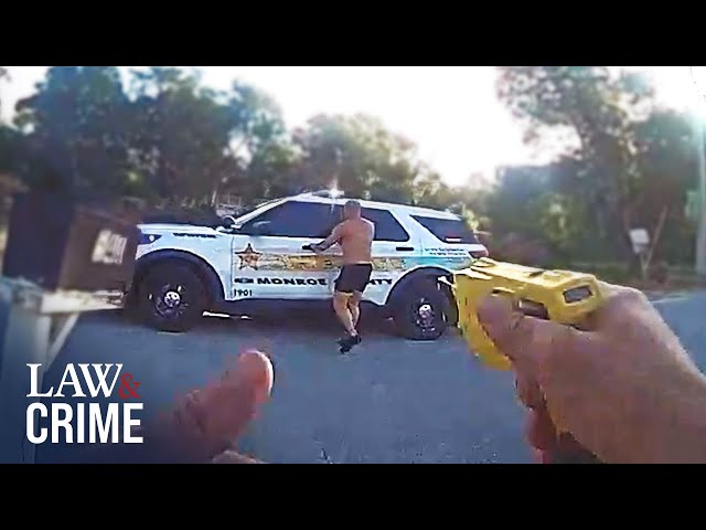 ⁣Wanted Shirtless Florida Man Steals Cop’s Patrol Car