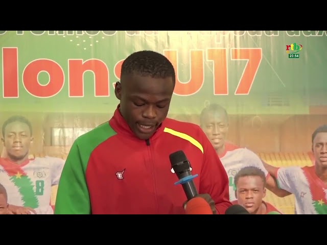 Sport : remise de drapeau aux Etalons cadets pour représenter le Burkina Faso à la CAN U17 au Maroc