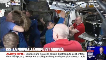 L'arrivée de la nouvelle équipe d'astronautes dans l'ISS pour prendre la relève de la