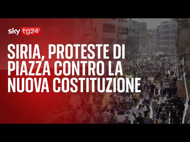 Siria, proteste di piazza contro la nuova Costituzione