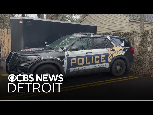 ⁣Officials talk safety after three claiming to be utility worker rob Detroit-area man