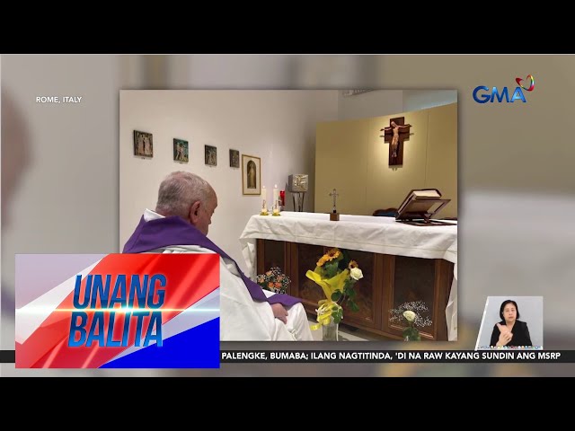 Pope Francis, nakiisa sa Sunday mass sa ospital; unang larawan niyang inilabas ng... | Unang Balita