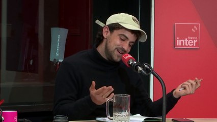 ⁣Coucou Mamie, je parle rugby - La drôle d'humeur de Tom Baldetti