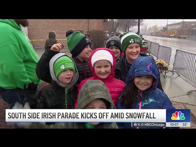 Snowfall takes over Chicago’s South Side Irish Parade