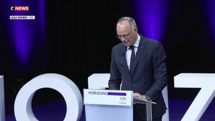 Retraites : Edouard Philippe et François Bayrou en désaccord